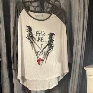 Edward Scissorhands Hold Me I Can’t Tee (M)